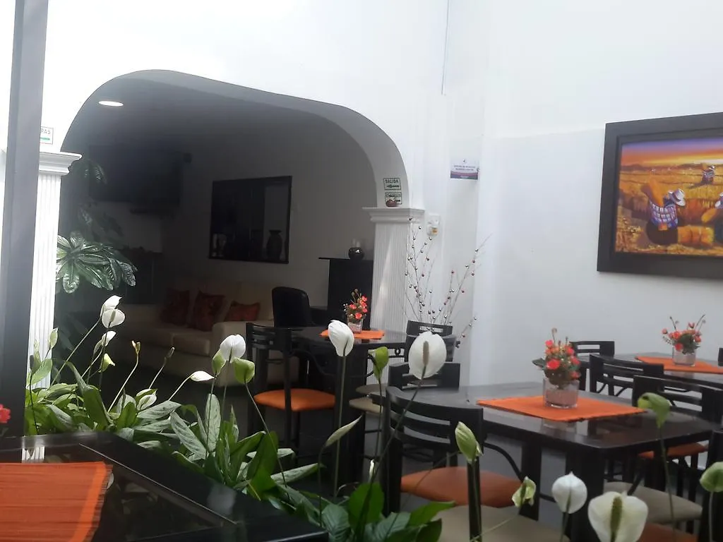 Hotel Central House A 5 Min De La Embajada Americana Bogotá